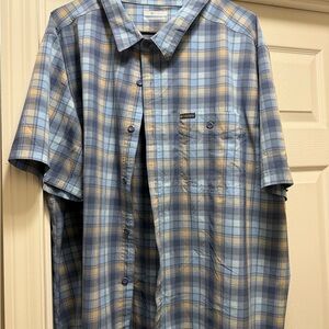 Columbia Short-Sleeve Blue and Tan Plaid Button-Down Shirt
